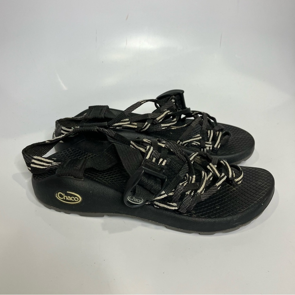 Chaco women's Z sandals adjustable black and white size 6‎